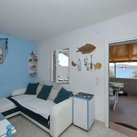 House Zelanto Veli بيت للعطل *